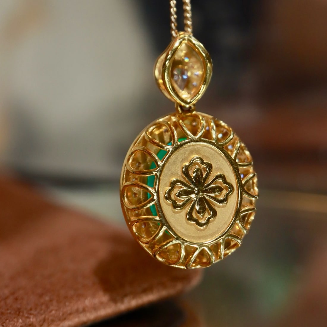 14k Gold 6.37 Ctw Natural Emerald & Diamond Pendant( Without Chain ) - 7