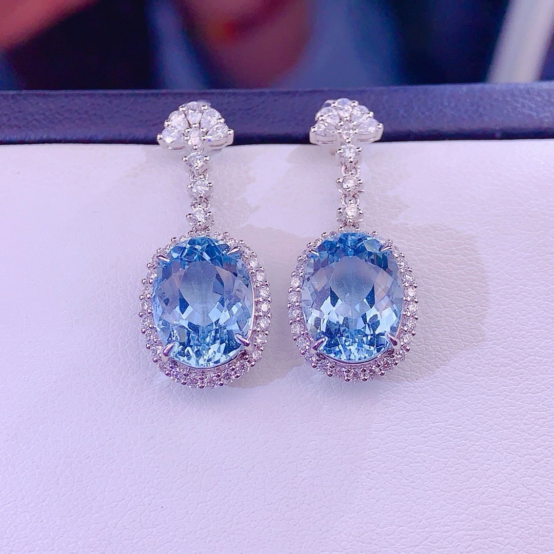 14k Gold 8 Ct Natural Aquamarine & Diamond Earrings - 6