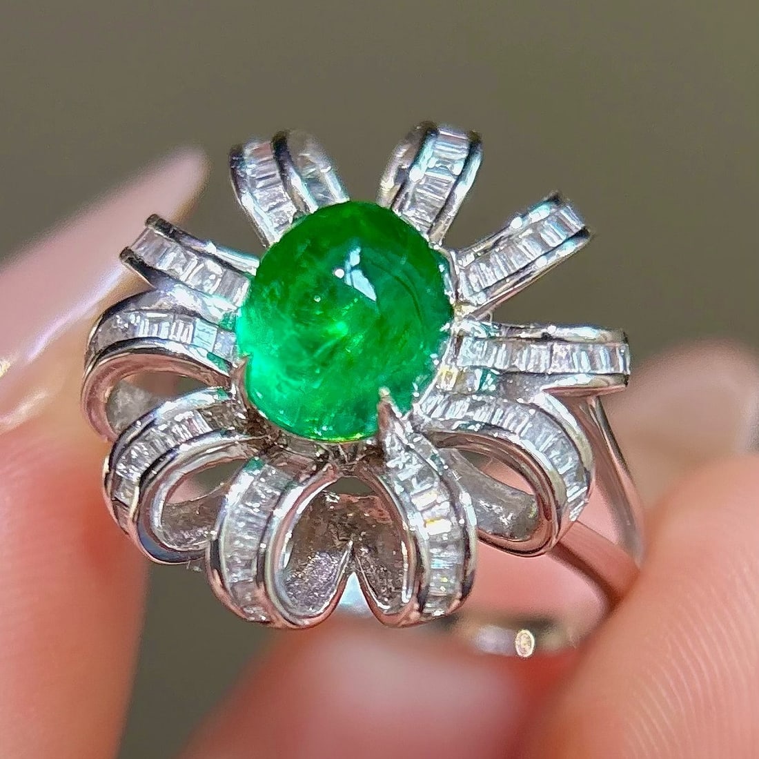 14k Gold 2.45 Ctw Natural Emerald & Diamond Ring - 3
