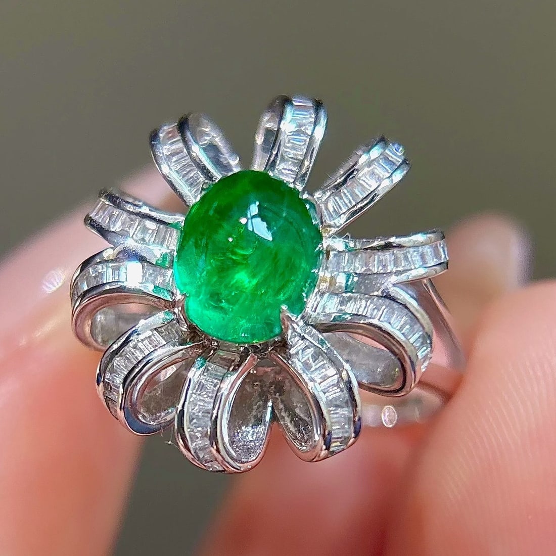 14k Gold 2.45 Ctw Natural Emerald & Diamond Ring - 5