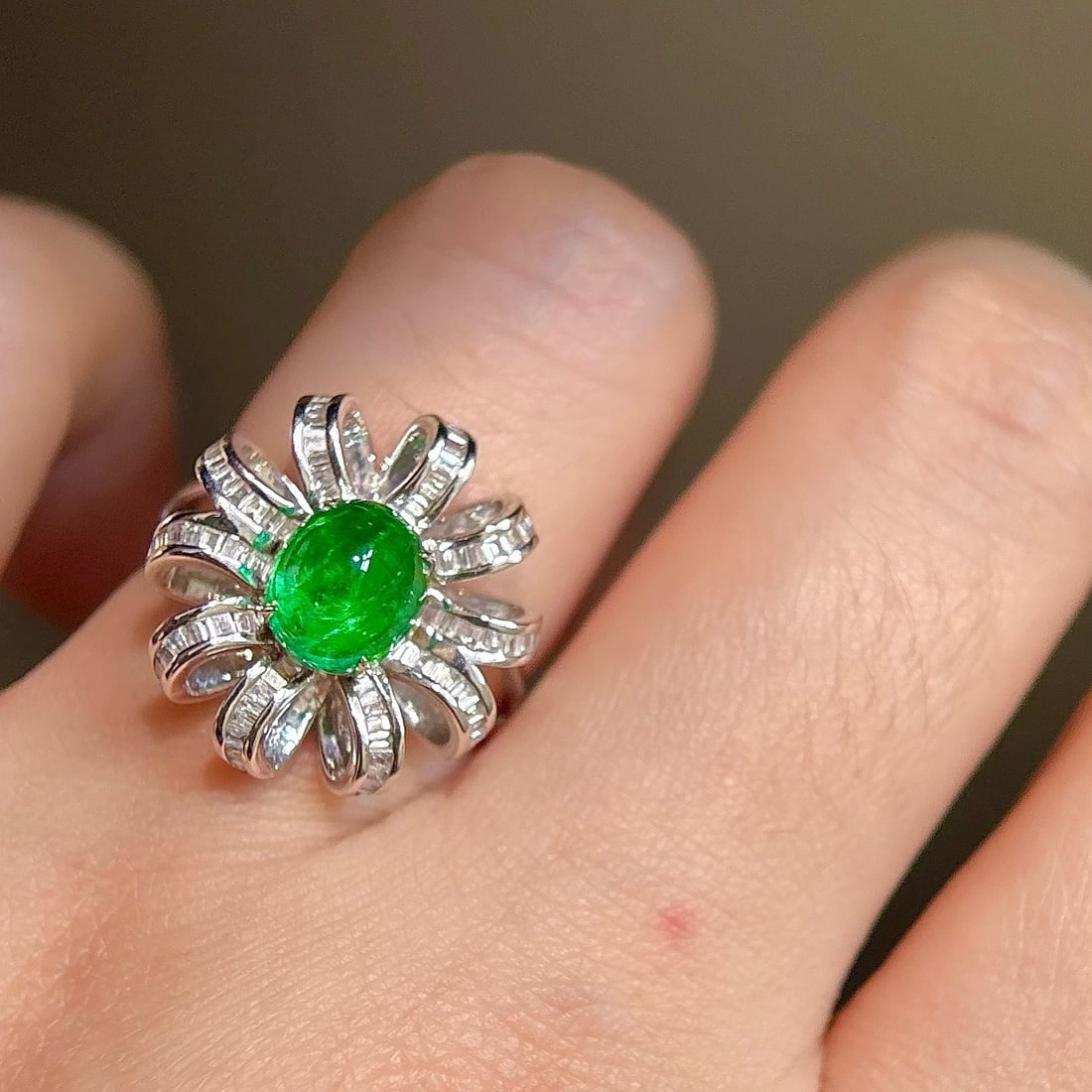 14k Gold 2.45 Ctw Natural Emerald & Diamond Ring - 8