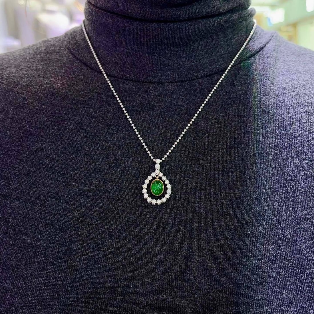 14k Gold 1.83 Ctw Vivid Green Natural Emerald & Diamond Pendant( Without Chain ) - 5