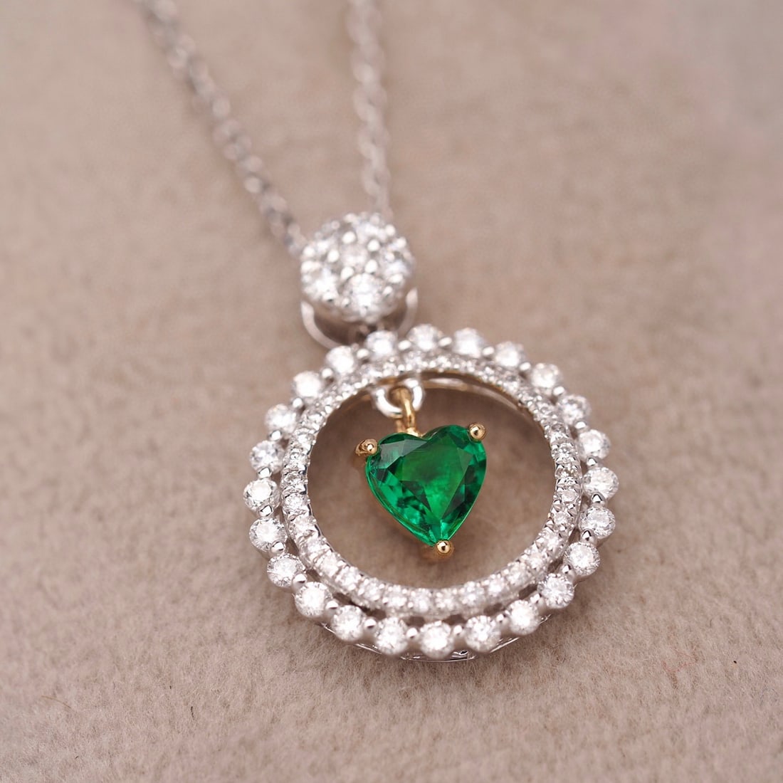 14k Gold 0.71 Ctw Vivid Green Natural Emerald & Diamond Pendant( Without Chain ) - 4
