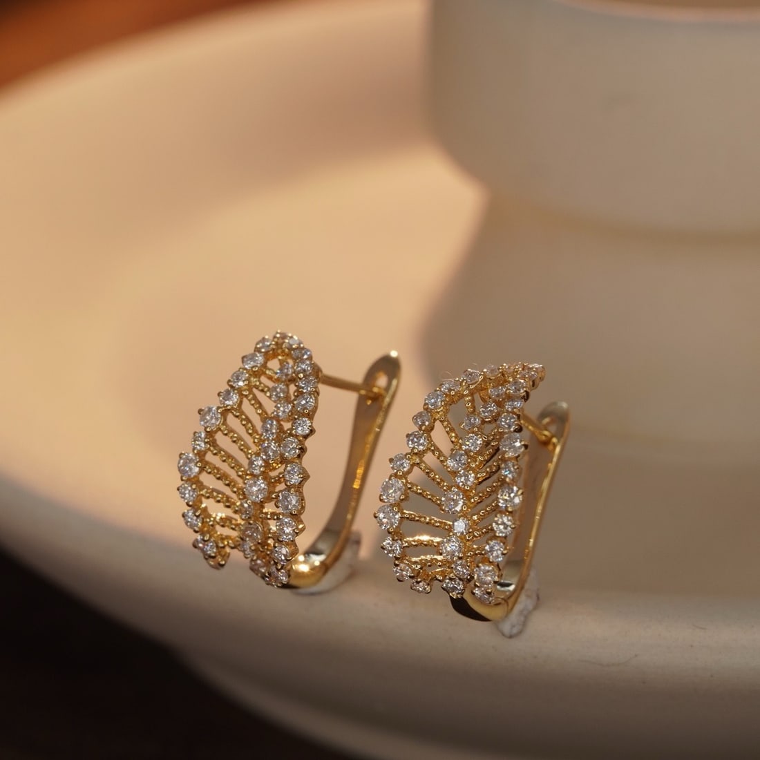 14k Gold 0.68 Ct Natural H Diamond Earrings - 5