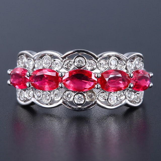 14k Gold 1.63 Ctw Natural Ruby & Diamond Ring: Ref:231151158 // gold content:14k gold // ring size:7. 25us // // main gemstone:ruby // shape:oval // carat weight:1. 45ct // color:red // treatment:natural // // adjacent gemstone 2 : diamond // numb