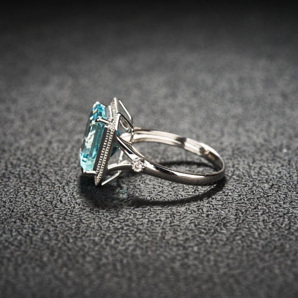 14k Gold 3.92 Ct Natural Aquamarine & Diamond Ring - 4