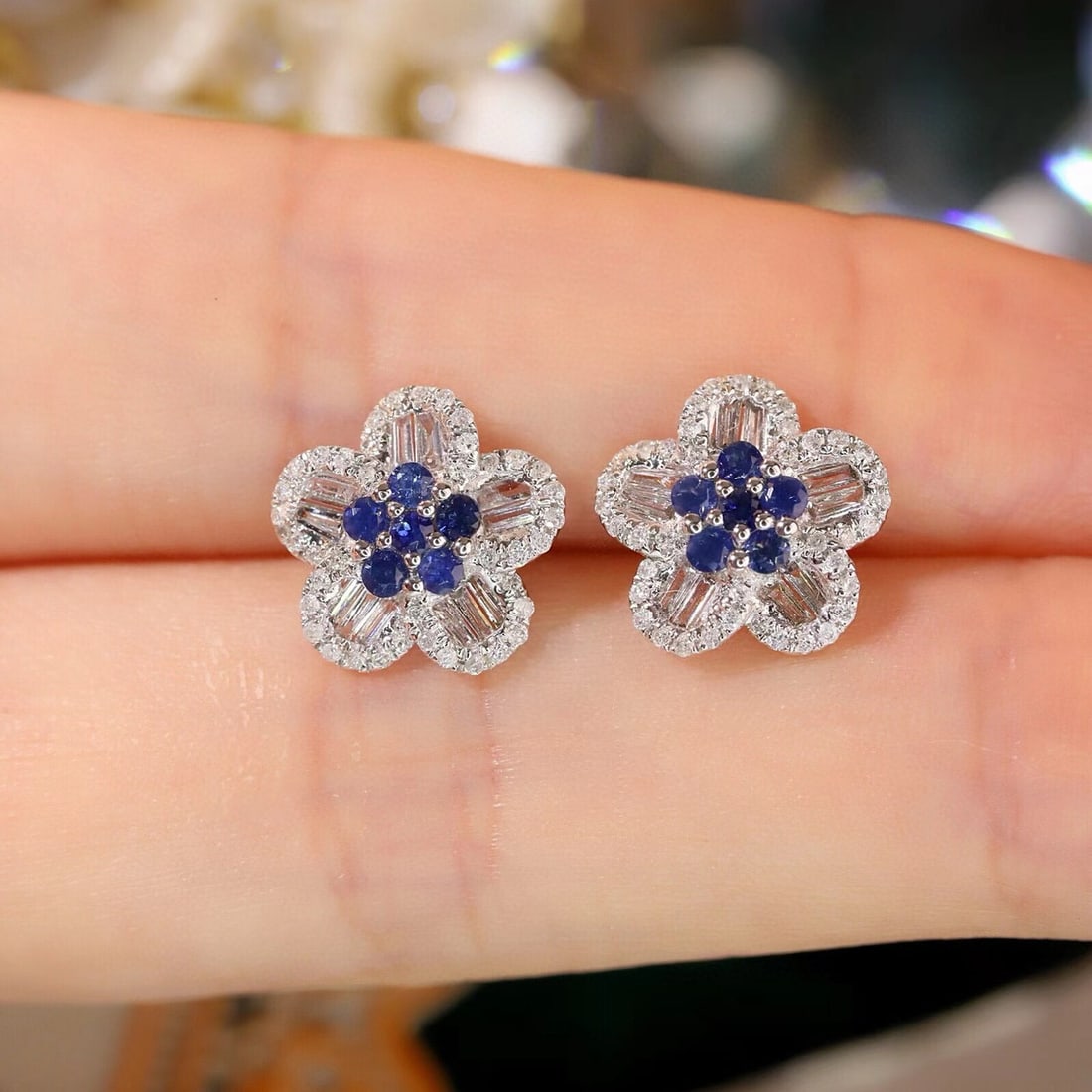 14k Gold 0.92 Ctw Natural Sapphire & Diamond Earrings - 6