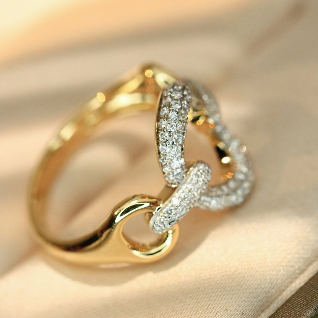 14k Gold 0.48 Ct Natural H Diamond Ring - 8