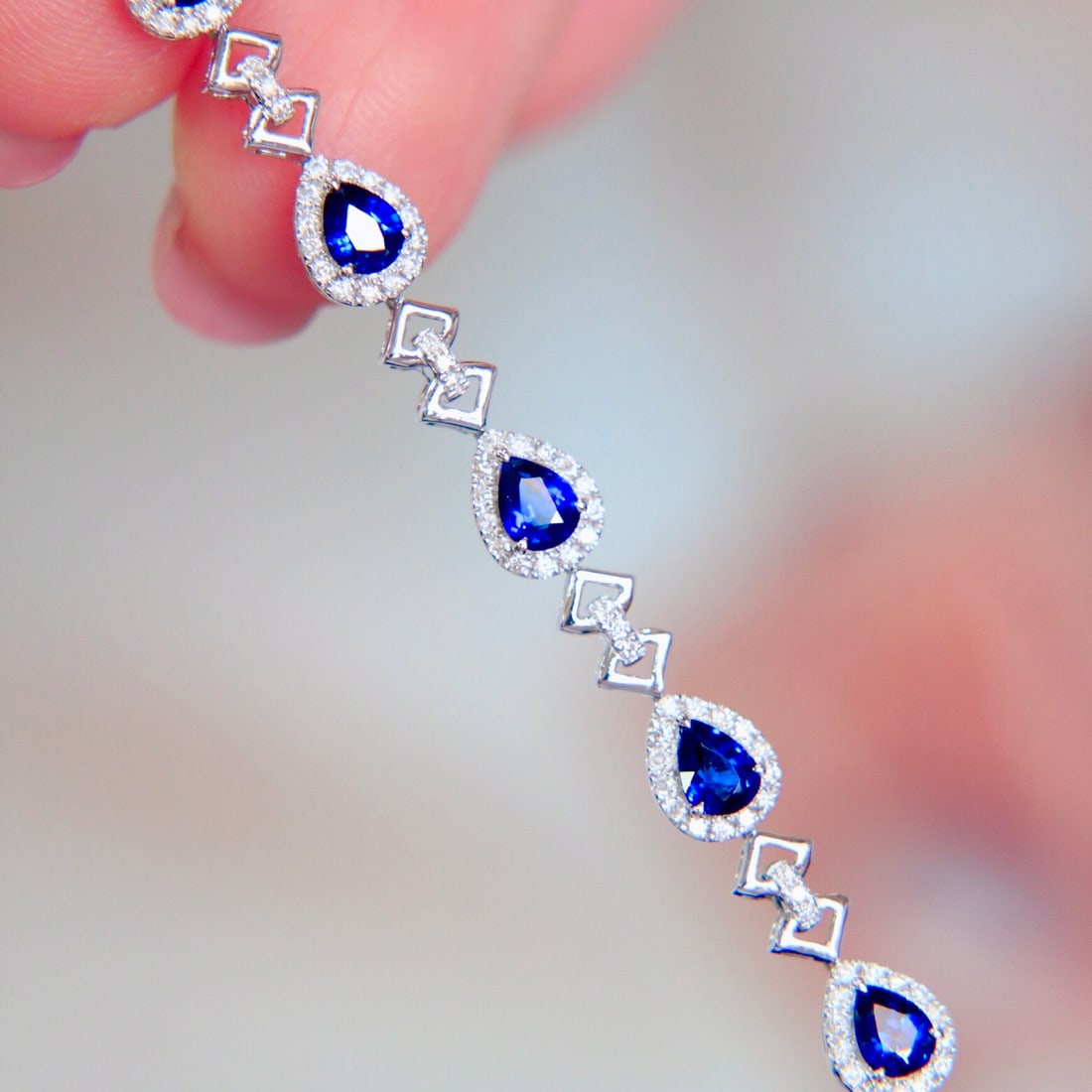 14k Gold 3.99 Ctw Natural Sapphire & Diamond Bracelet - 4