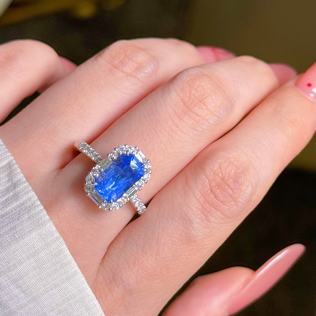 14k Gold 3.68 Ctw Natural Sapphire & Diamond Ring - 8