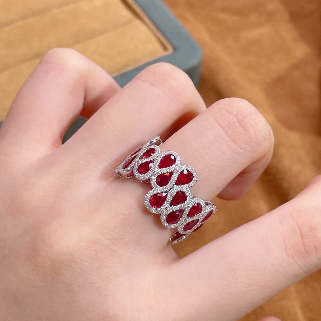 14k Gold 4.5 Ct Vivid Red Natural Ruby & Diamond Ring - 4