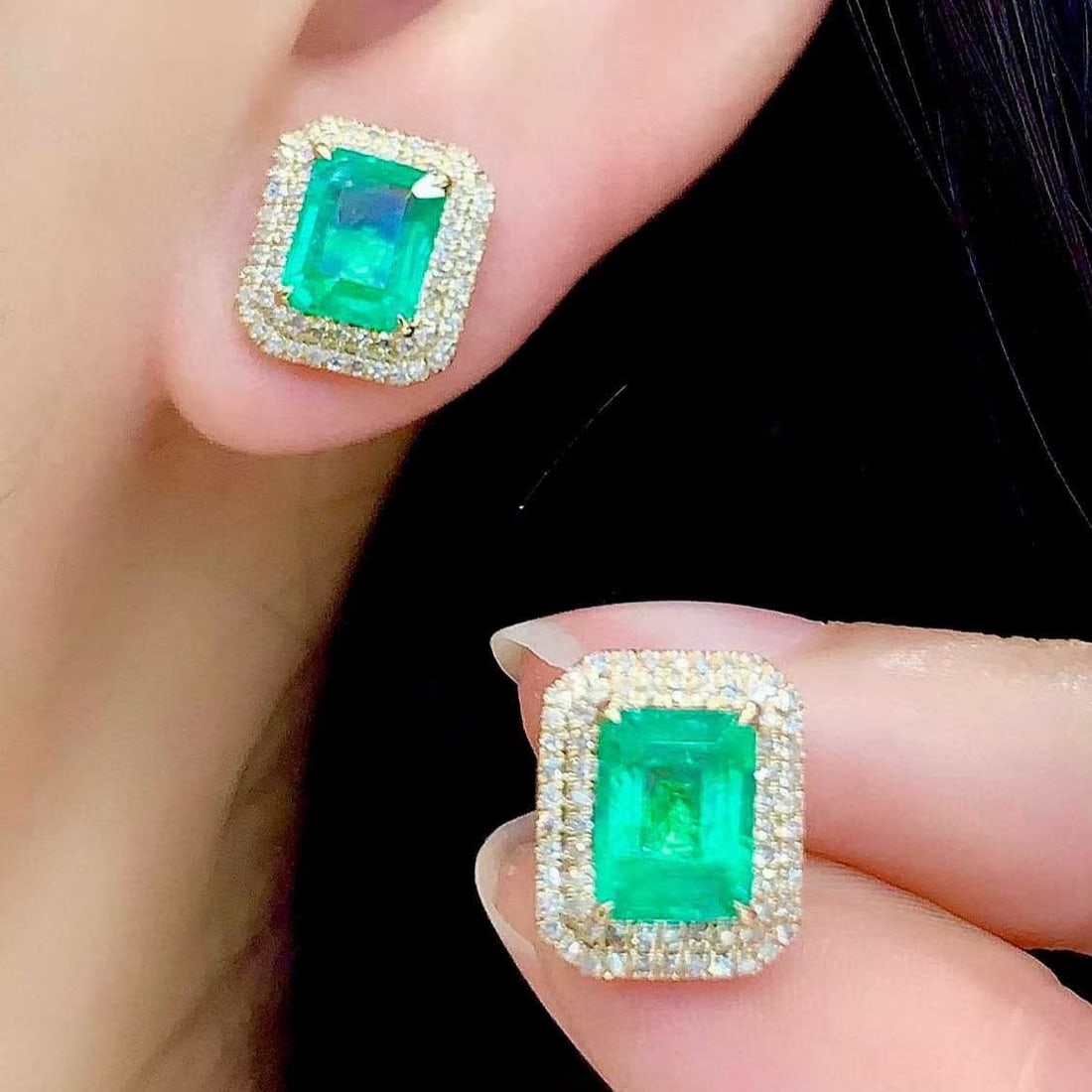 14k Gold 2.4 Ct Natural Emerald & Diamond Earrings - 3