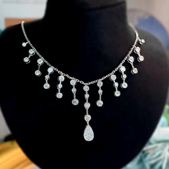 14k Gold 2.05 Ct Natural H Diamond Necklace: Ref:231165047 // gold content:14k gold // main gemstone:diamond // shape:round // carat weight:2. 05ct // clarity grade:vs-si // color:h // treatment:natural // cut grade:g // Condition: New High Esti