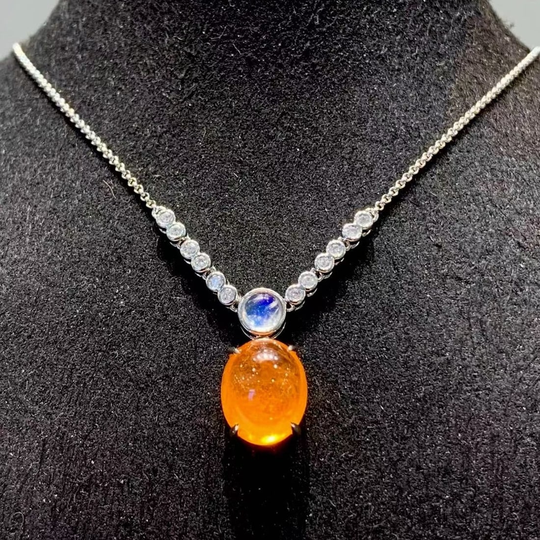 14k Gold 6.2 Ct Natural Spessartine & Diamond Necklace - 3