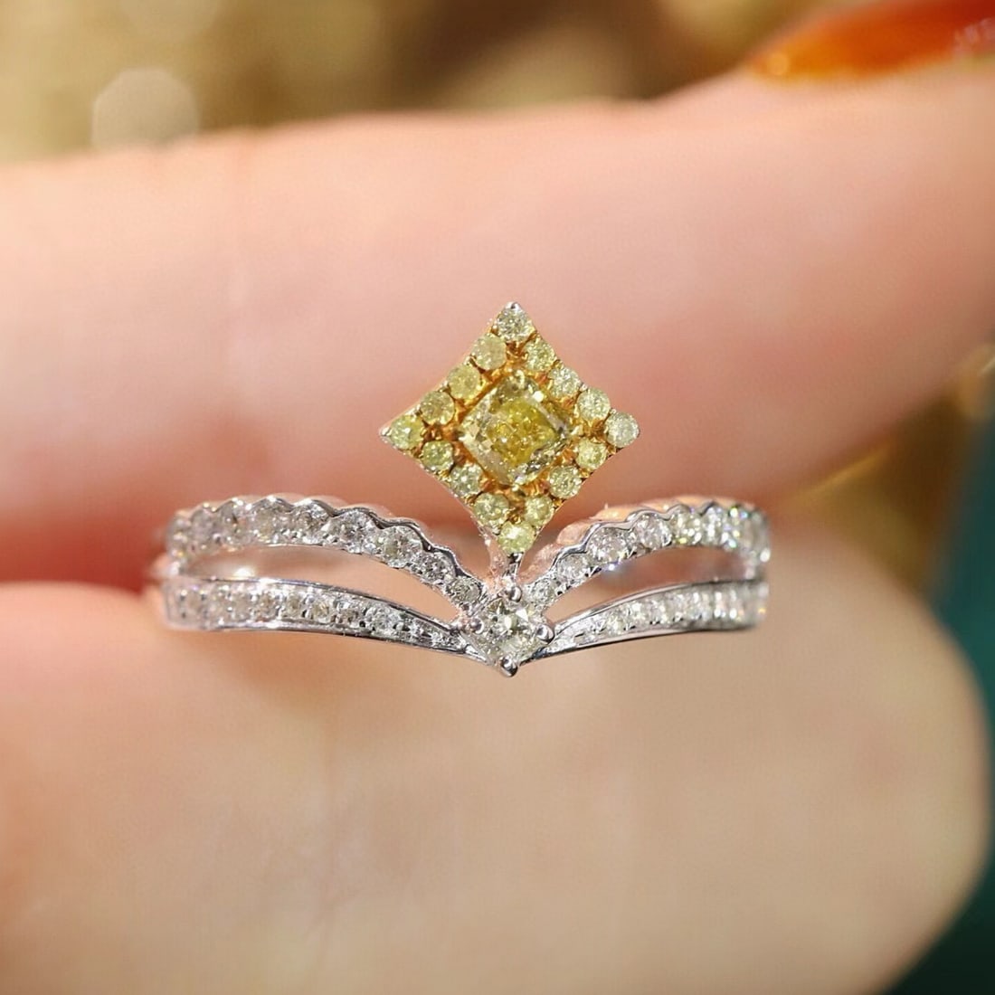 14k Gold 0.52 Ctw Natural Yellow Diamond & Diamond Ring - 8