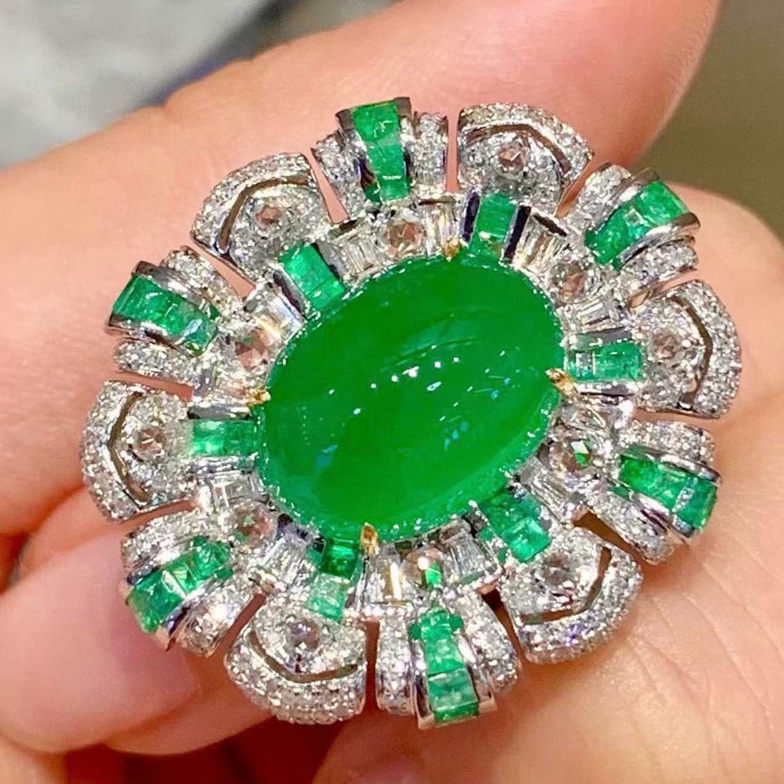14k Gold 8.05 Ct Natural Emerald & Diamond Ring/pendant( Without Chain ) - 3
