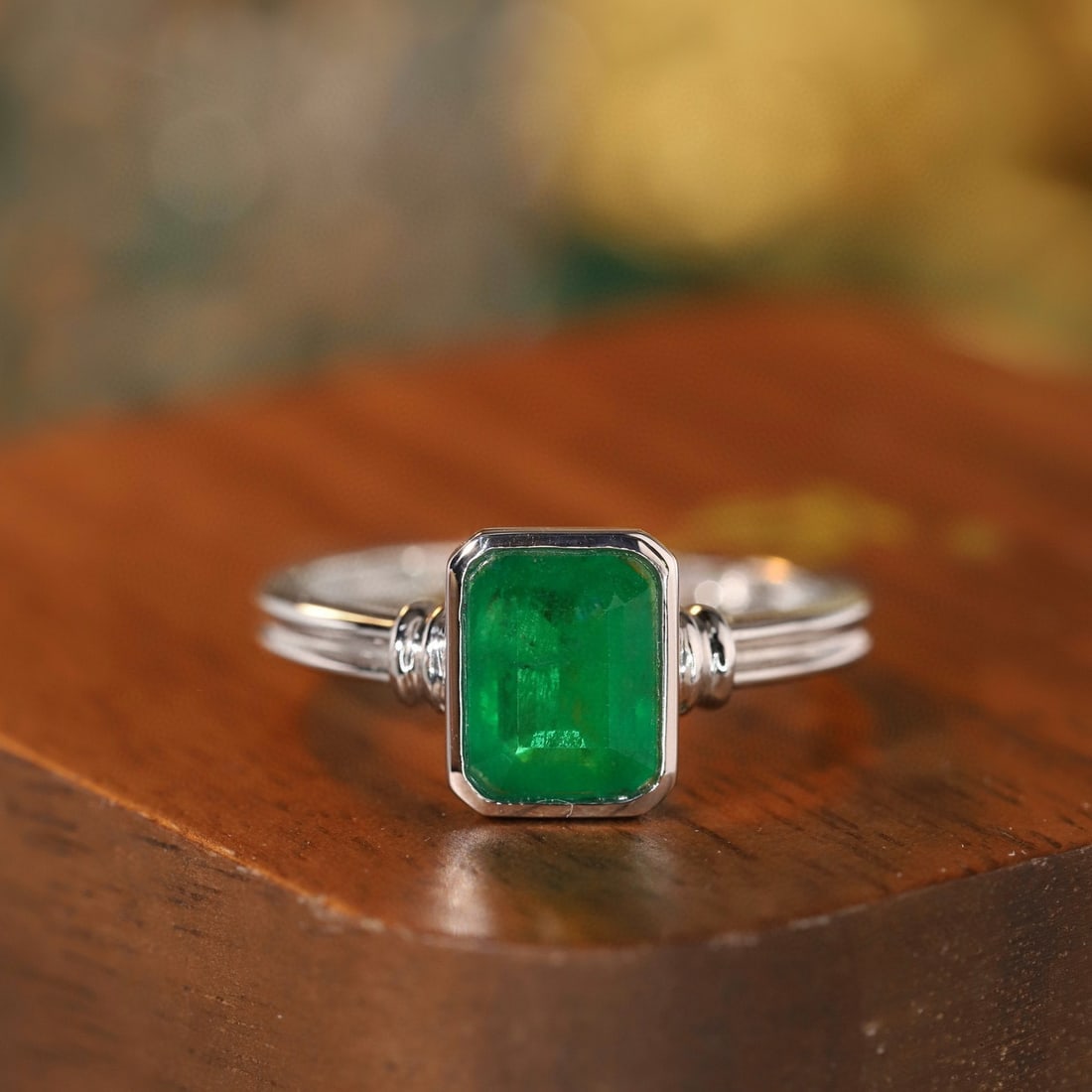 14k Gold 1.49 Ct Natural Emerald Ring: Ref:231165170 // gold content:14k gold // ring size:7. 25us // // main gemstone:emerald // shape:octagonal // carat weight:1. 49ct // color:green // treatment:natural // Low Estimate: 4600 Condition: