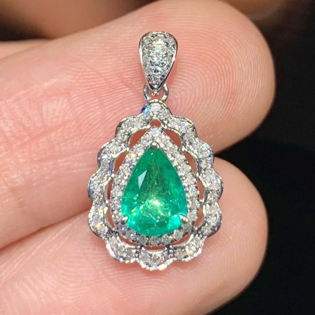 14k Gold 1.02 Ct Natural Emerald & Diamond Pendant( Without Chain ) - 2