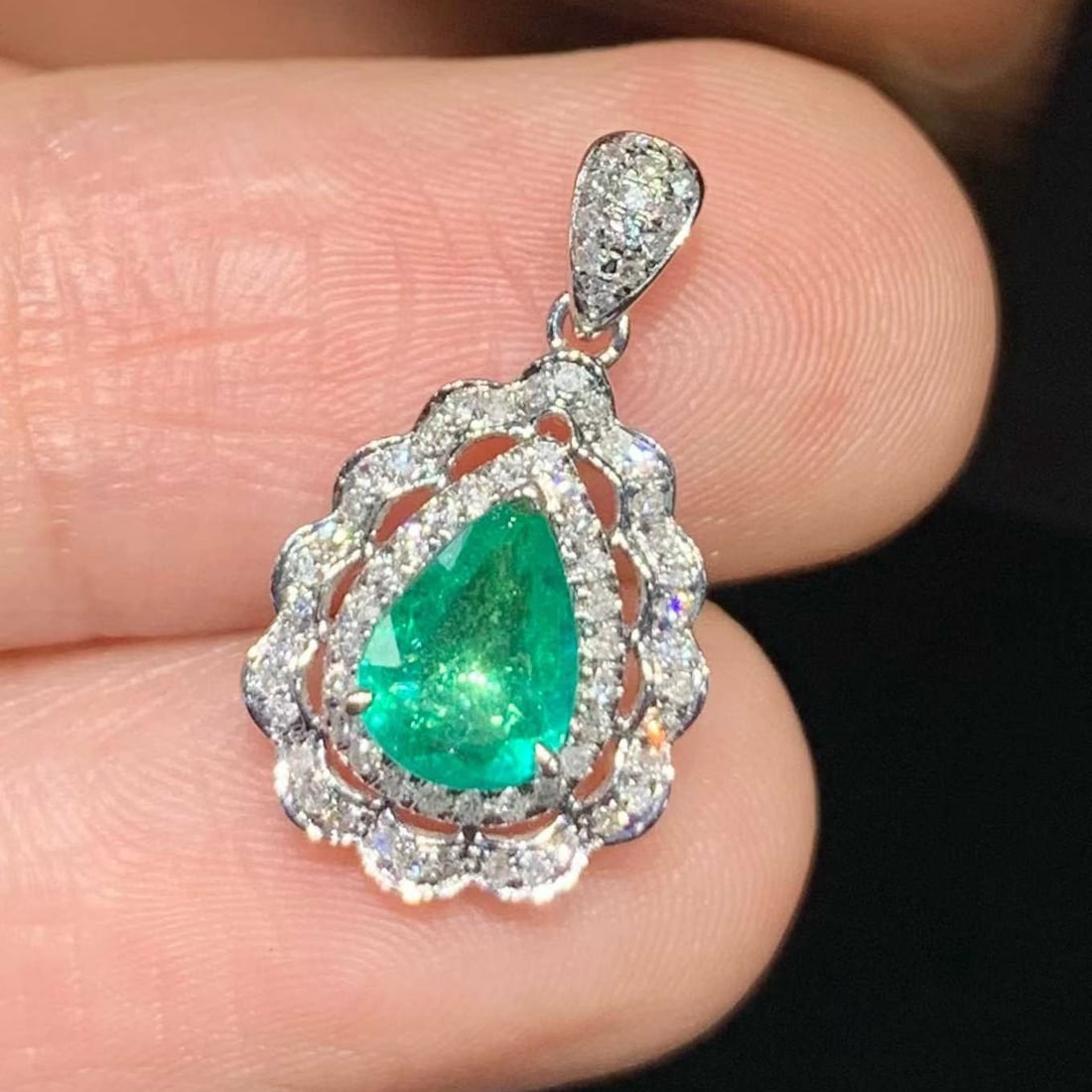 14k Gold 1.02 Ct Natural Emerald & Diamond Pendant( Without Chain ) - 3