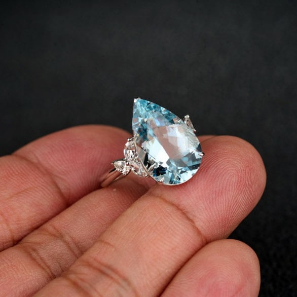 14k Gold 6.63 Ctw Natural Aquamarine & Sapphire Ring - 7