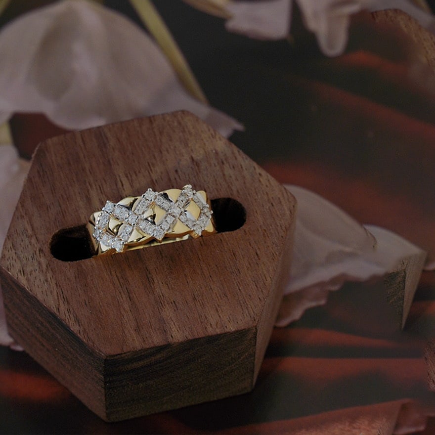 14k Gold 0.35 Ct Natural H Diamond Ring - 4