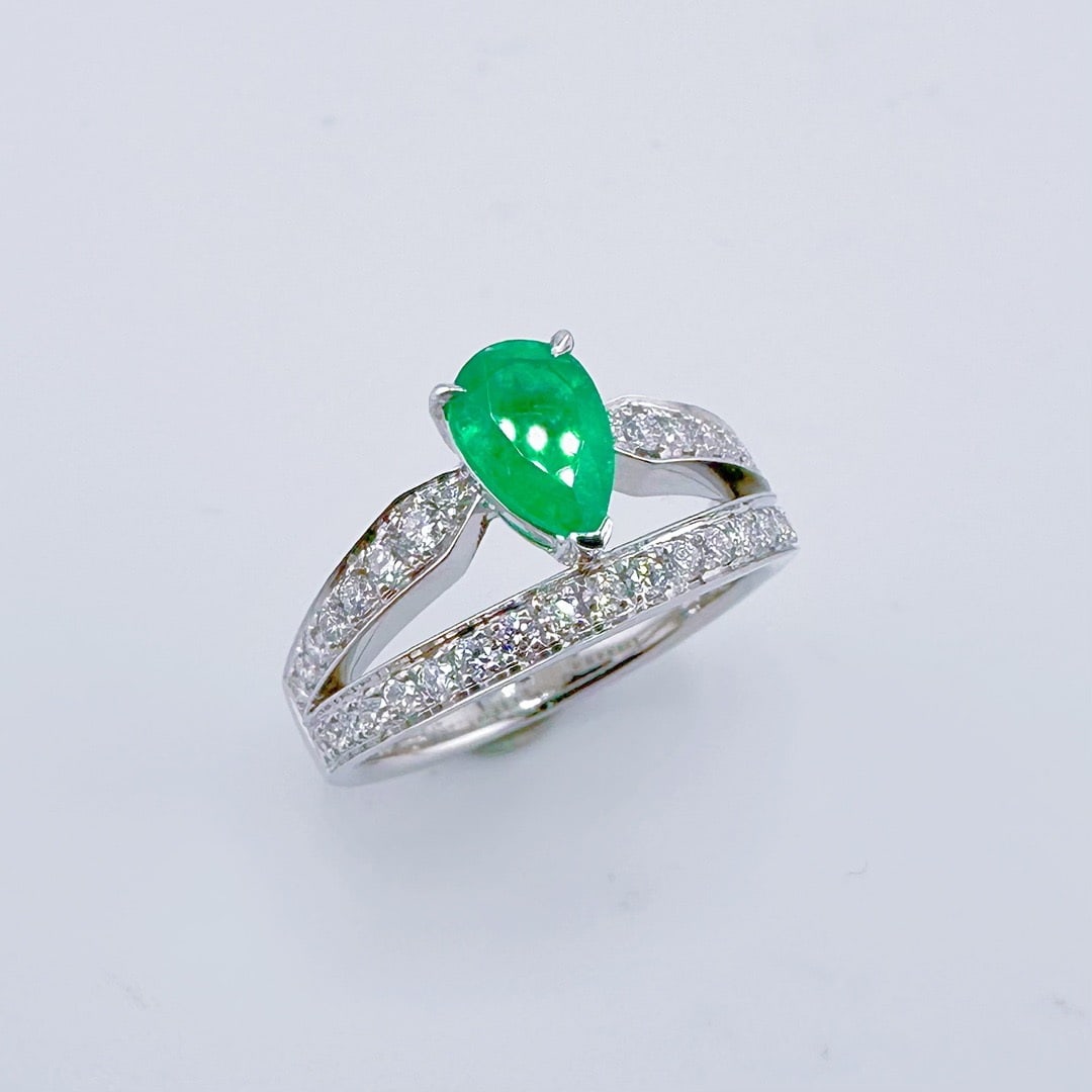 14k Gold 1.35 Ctw Natural Emerald & Diamond Ring - 3