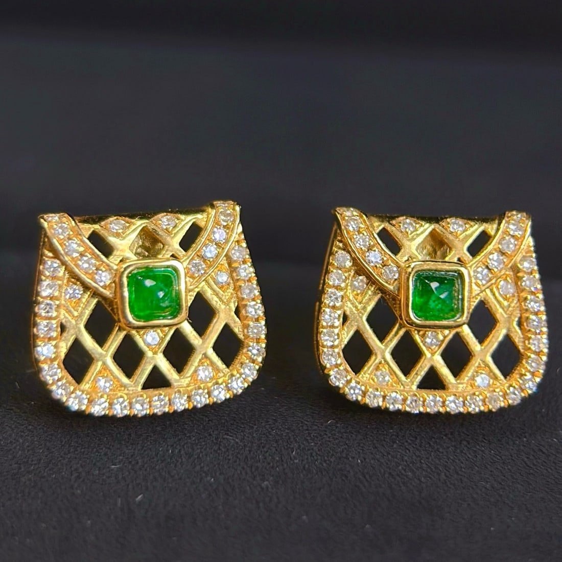 14k Gold 0.48 Ctw Vivid Green Natural Emerald & Diamond Earrings - 5