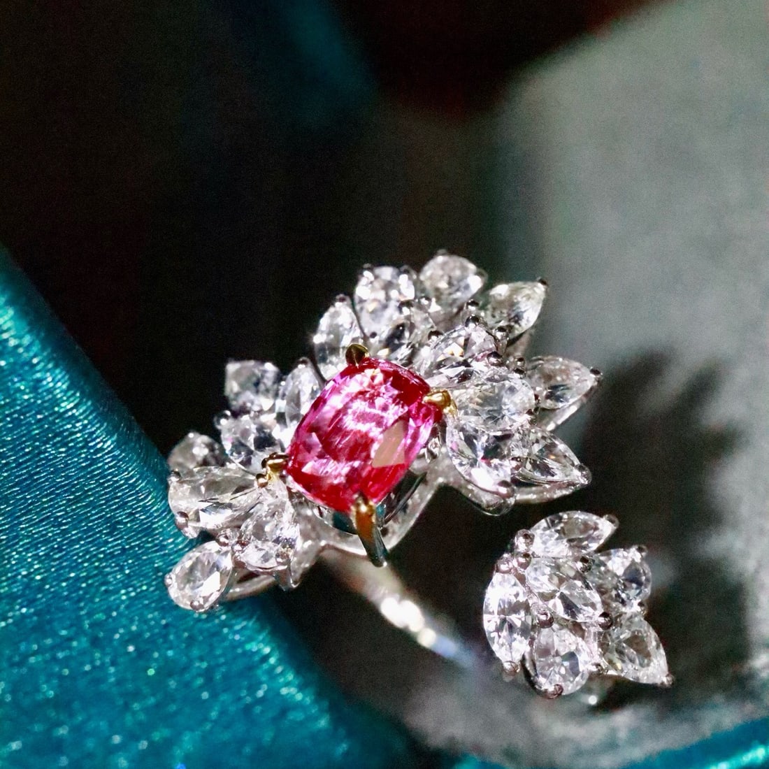 14k Gold 1.30 Ctw Natural Ruby & Diamond Ring - 3