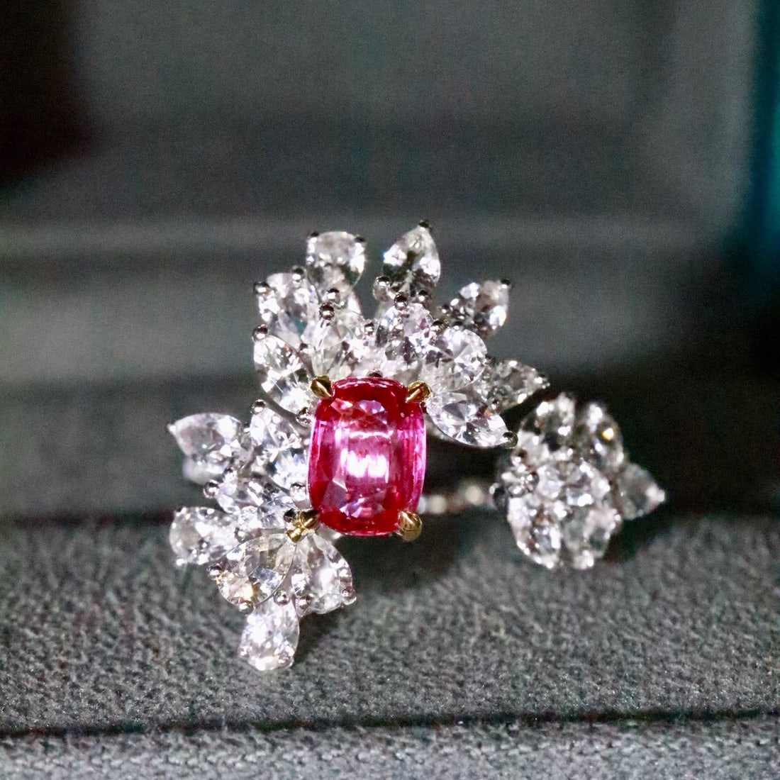 14k Gold 1.30 Ctw Natural Ruby & Diamond Ring - 4