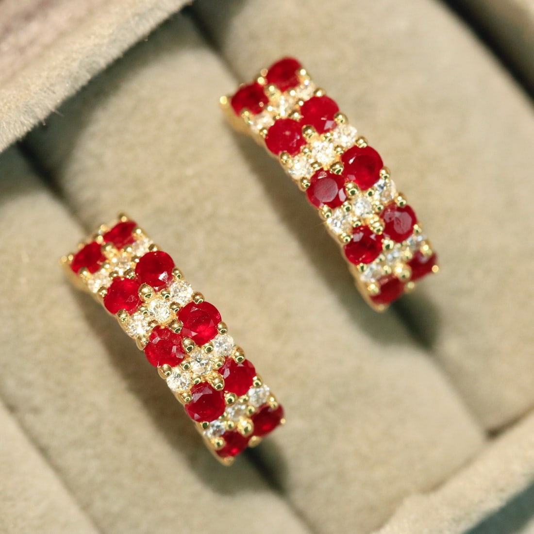 14k Gold 1.36 Ctw Natural Ruby & Diamond Earrings: Ref:231166087 // gold content:14k gold // main gemstone:ruby // shape:round // carat weight:1. 08ct // color:red // treatment:natural // cut grade:g // // adjacent gemstone 2 : diamond // shape:round