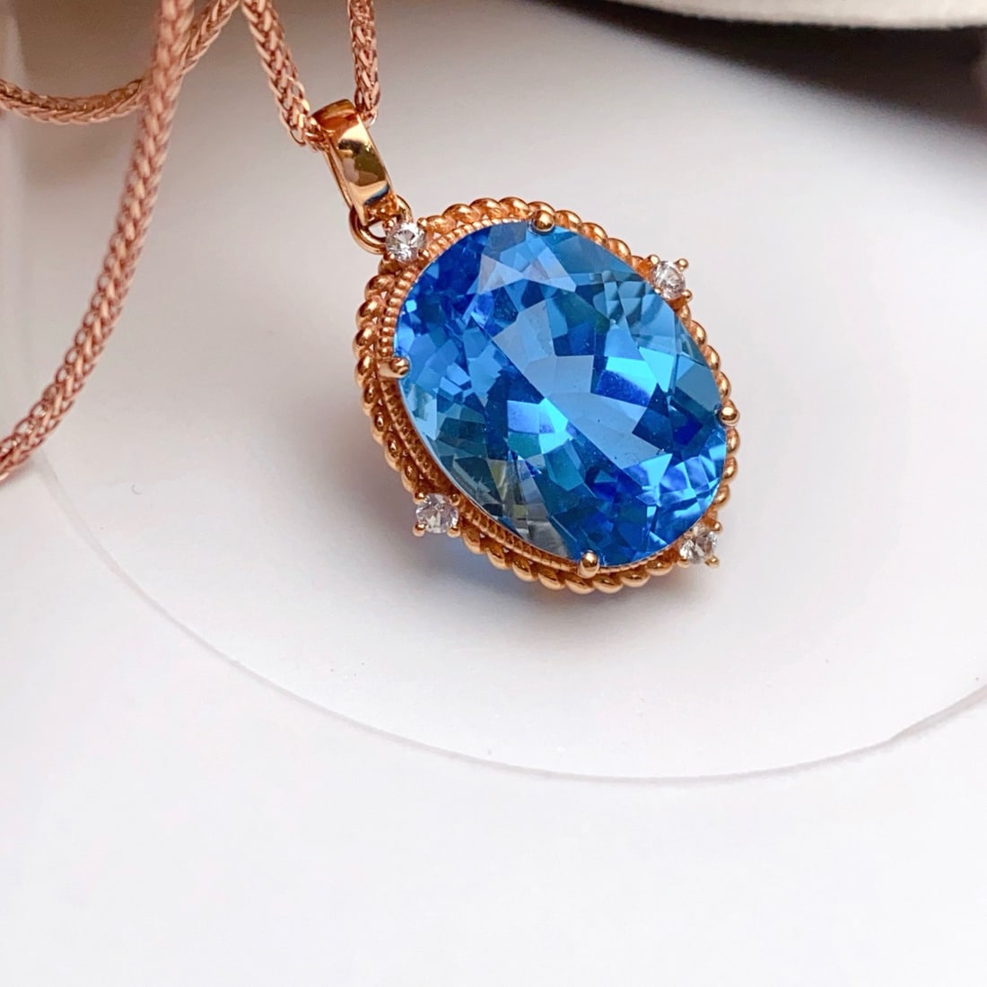 14k Gold 15.00 Ct Natural Topaz & Sapphire Pendant( Without Chain ) - 3