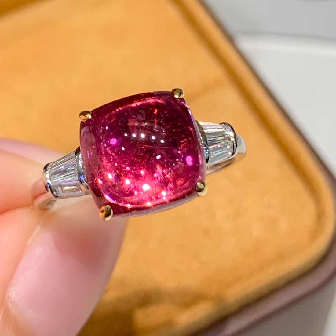 14k Gold 4.8 Ct Natural Tourmaline & Diamond Ring: Ref:231166167 // gold content:14k gold // ring size:7. 25us // // main gemstone:tourmaline // shape:cushion // carat weight:4. 8ct // color:red // treatment:natural // // adjacent gemstone 2 :