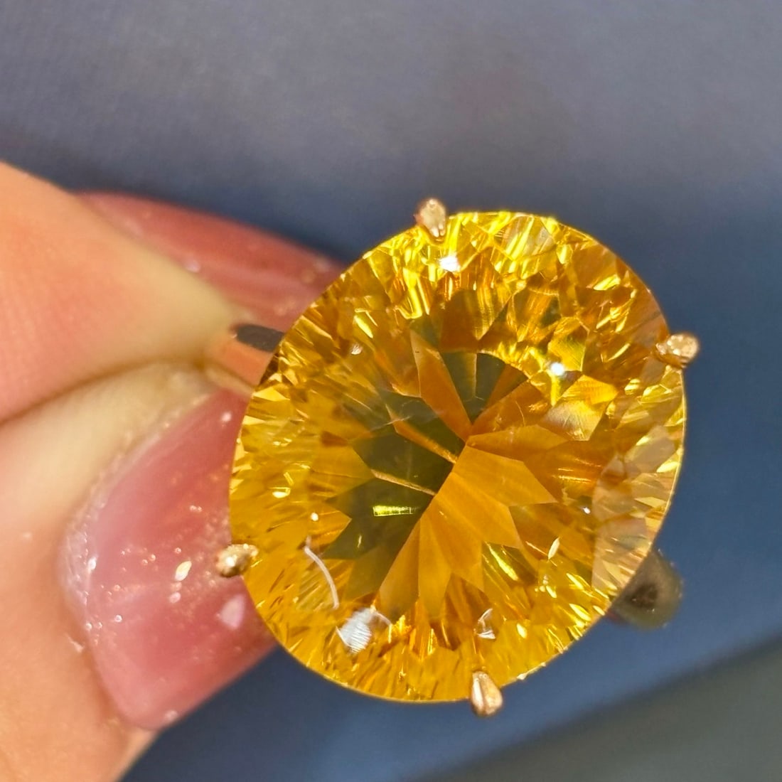 14k Gold 12 Ct Natural Citrine & Diamond Ring: Ref:231166168 // gold content:14k gold // ring size:7. 25us // // main gemstone:citrine // shape:oval // carat weight:12ct // color:yellow // treatment:natural // // adjacent gemstone 2 : diamond //