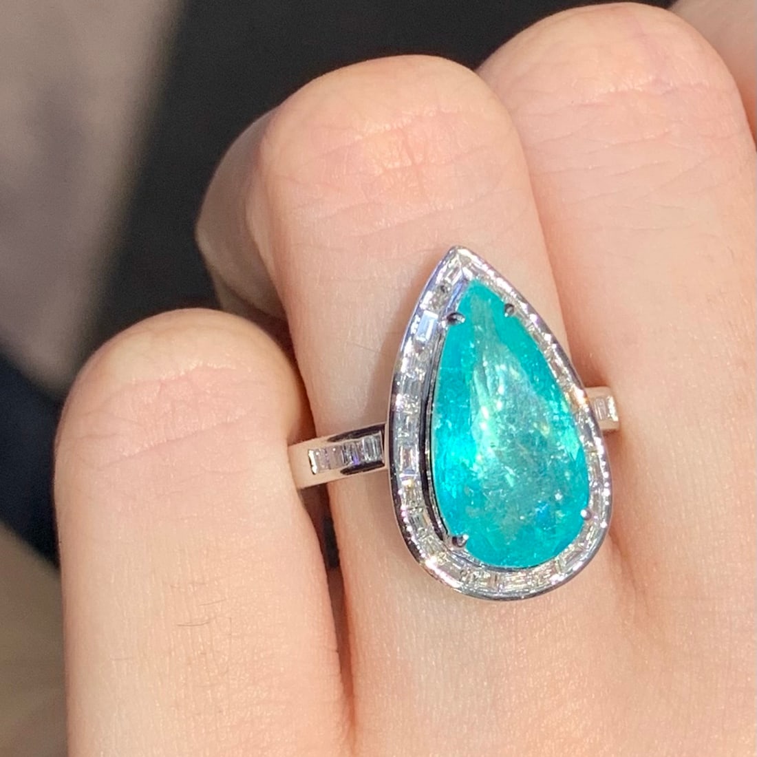 14k Gold 4.3 Ct Natural Paraiba Tourmaline & Diamond Ring - 6