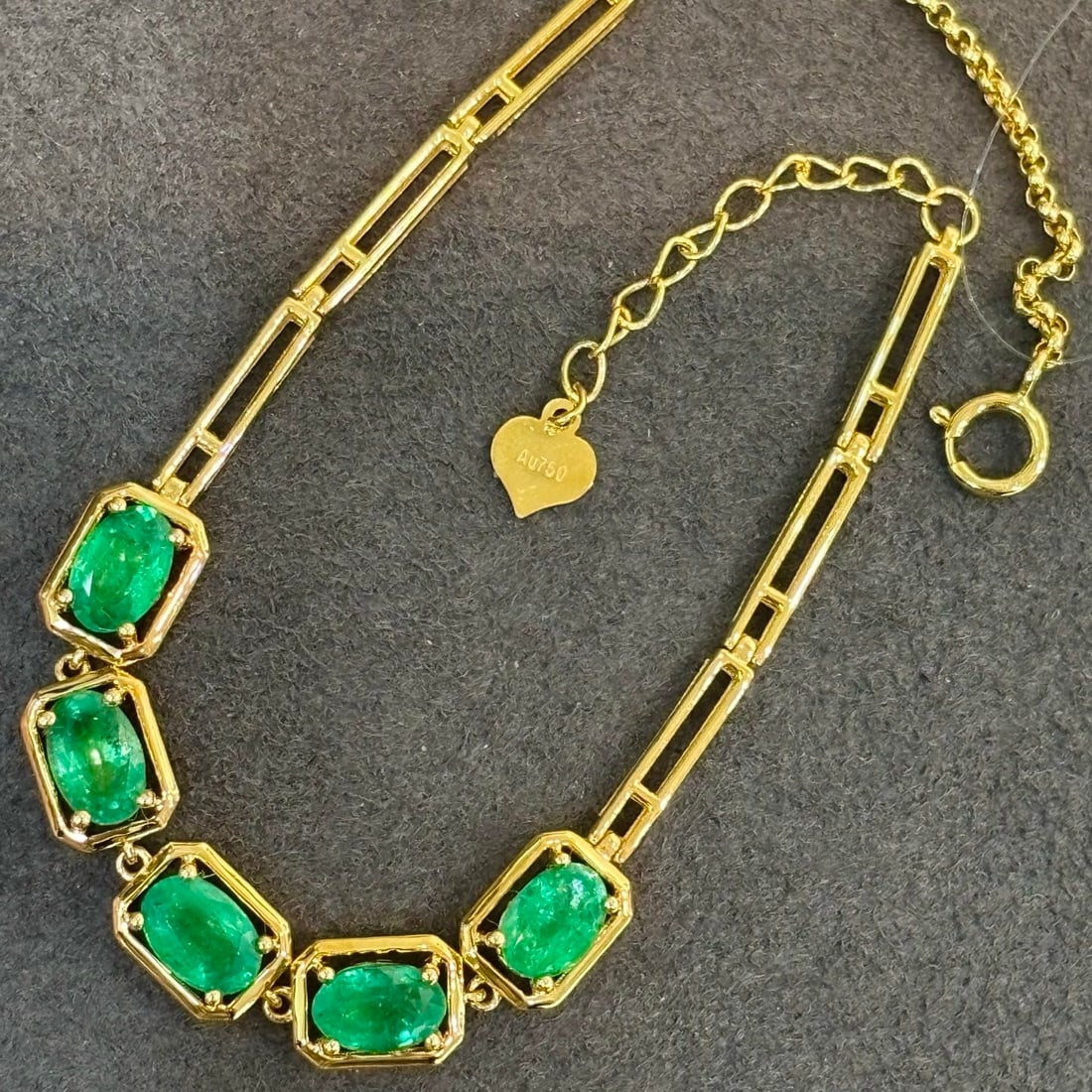 14k Gold 2.7 Ct Natural Emerald Bracelet - 7
