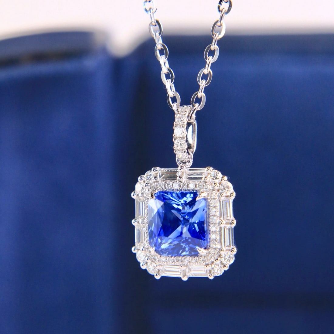 14k Gold 2.72 Ctw Natural Sapphire & Diamond Pendant( Without Chain ) - 3