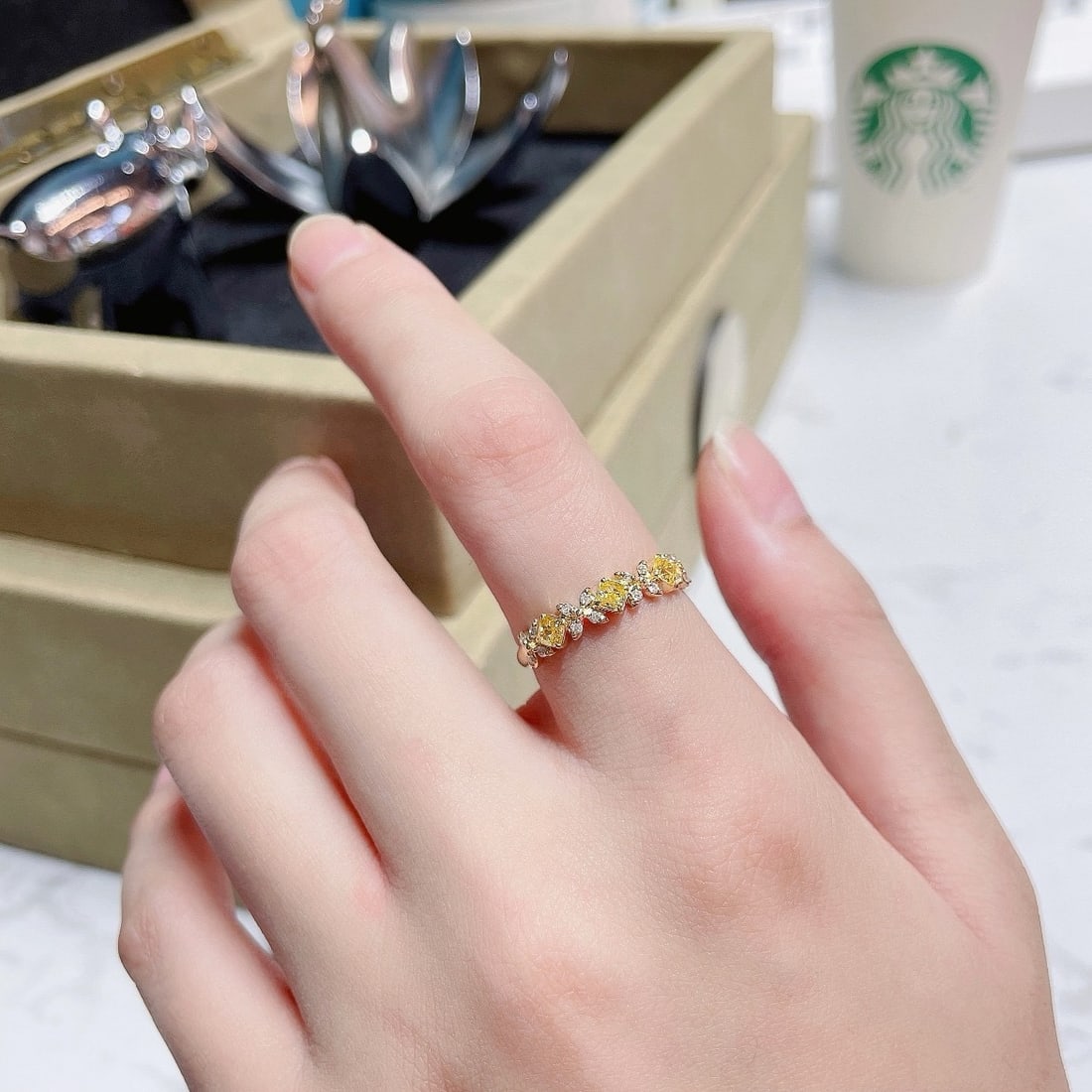 14k Gold 0.47 Ctw Natural Yellow Diamond & Diamond Ring - 2