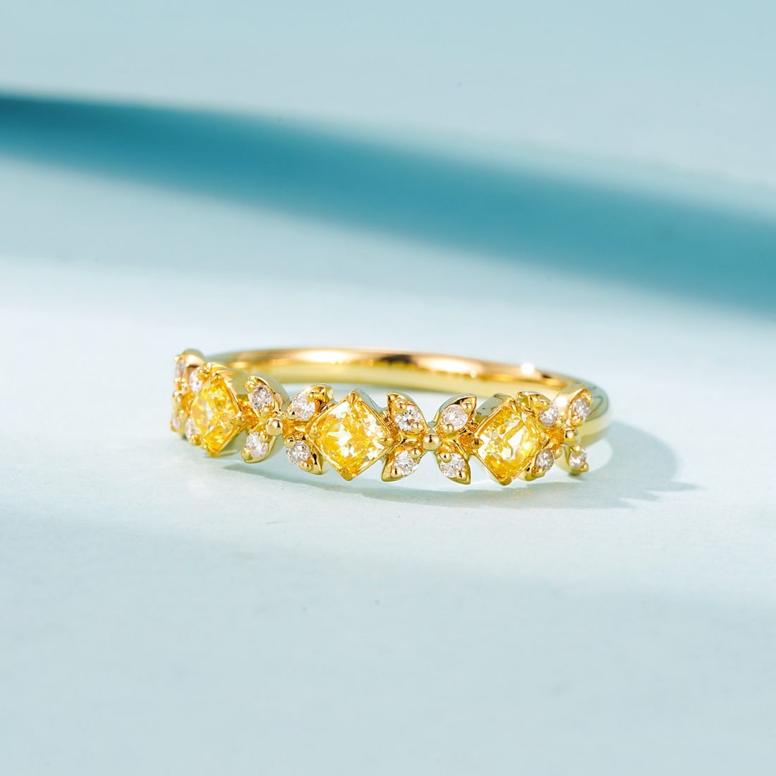 14k Gold 0.47 Ctw Natural Yellow Diamond & Diamond Ring - 3