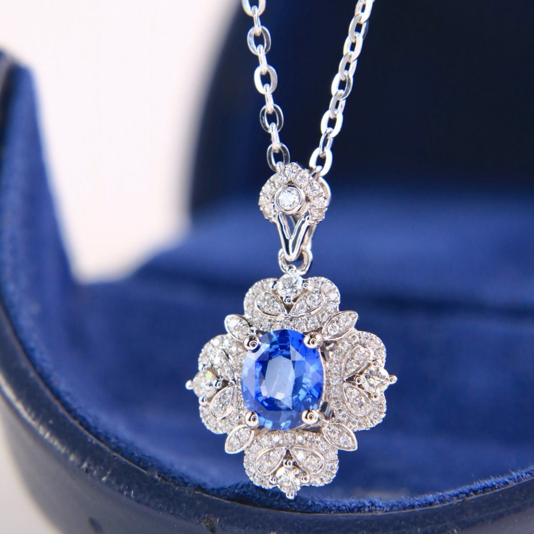 14k Gold 1.45 Ctw Natural Sapphire & Diamond Pendant( Without Chain ) - 3