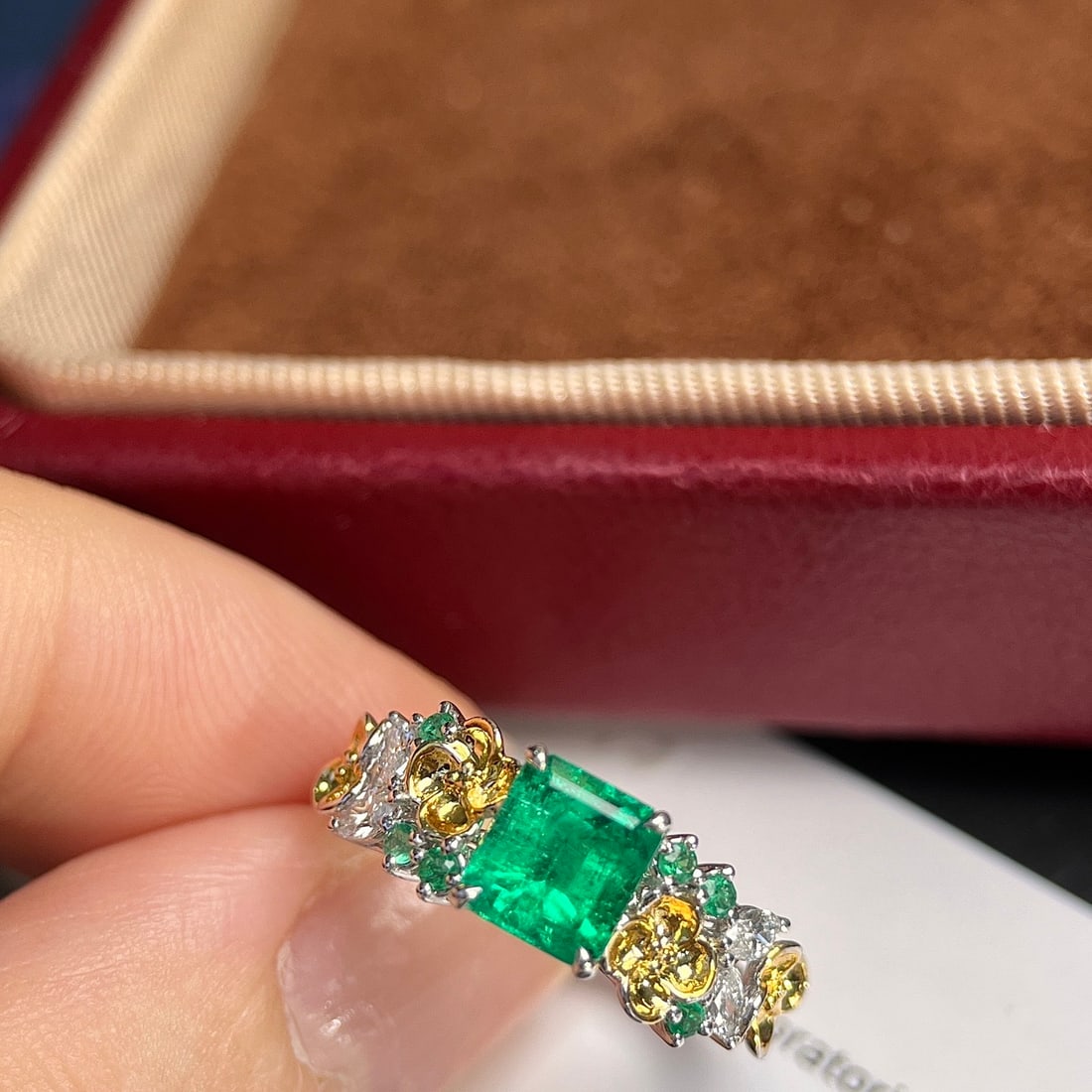 14k Gold 1.07 Ctw Natural Emerald & Diamond Ring - 3