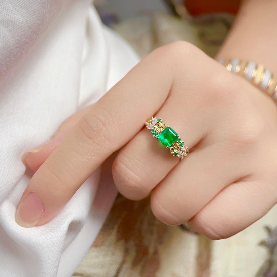 14k Gold 1.07 Ctw Natural Emerald & Diamond Ring - 4