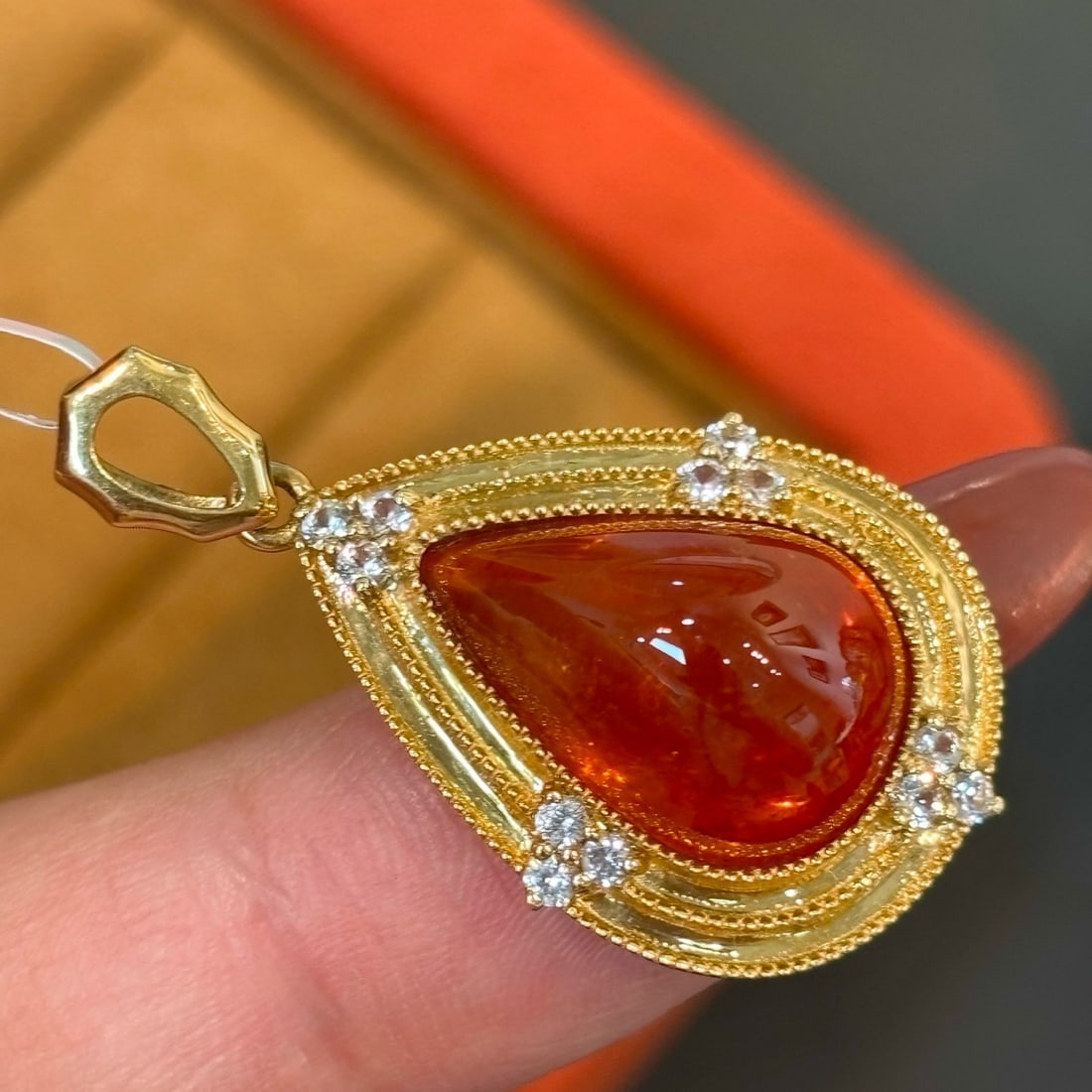 14k Gold 7 Ct Natural Spessartine & Sapphire Pendant( Without Chain ) - 3