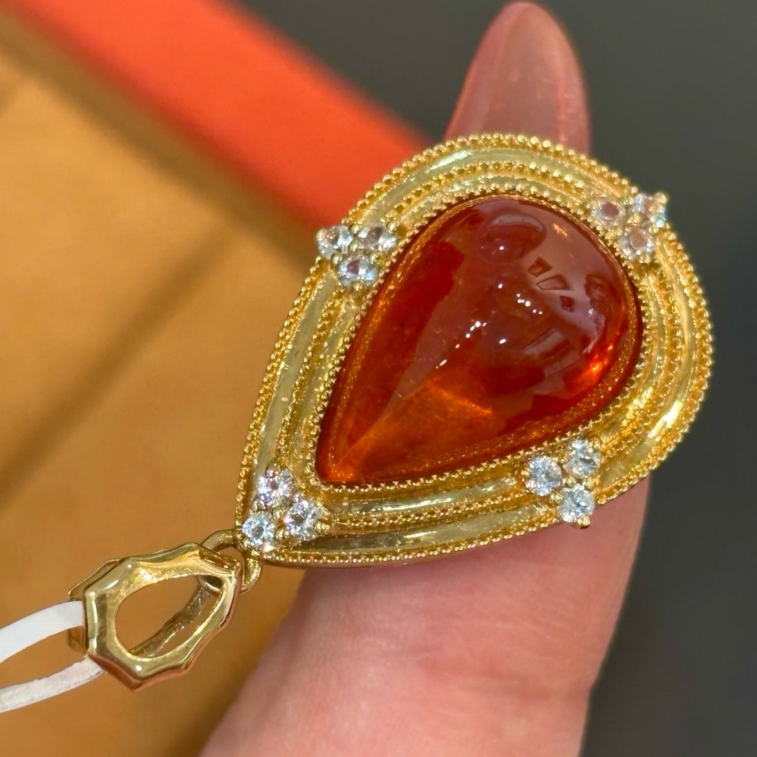 14k Gold 7 Ct Natural Spessartine & Sapphire Pendant( Without Chain ) - 7