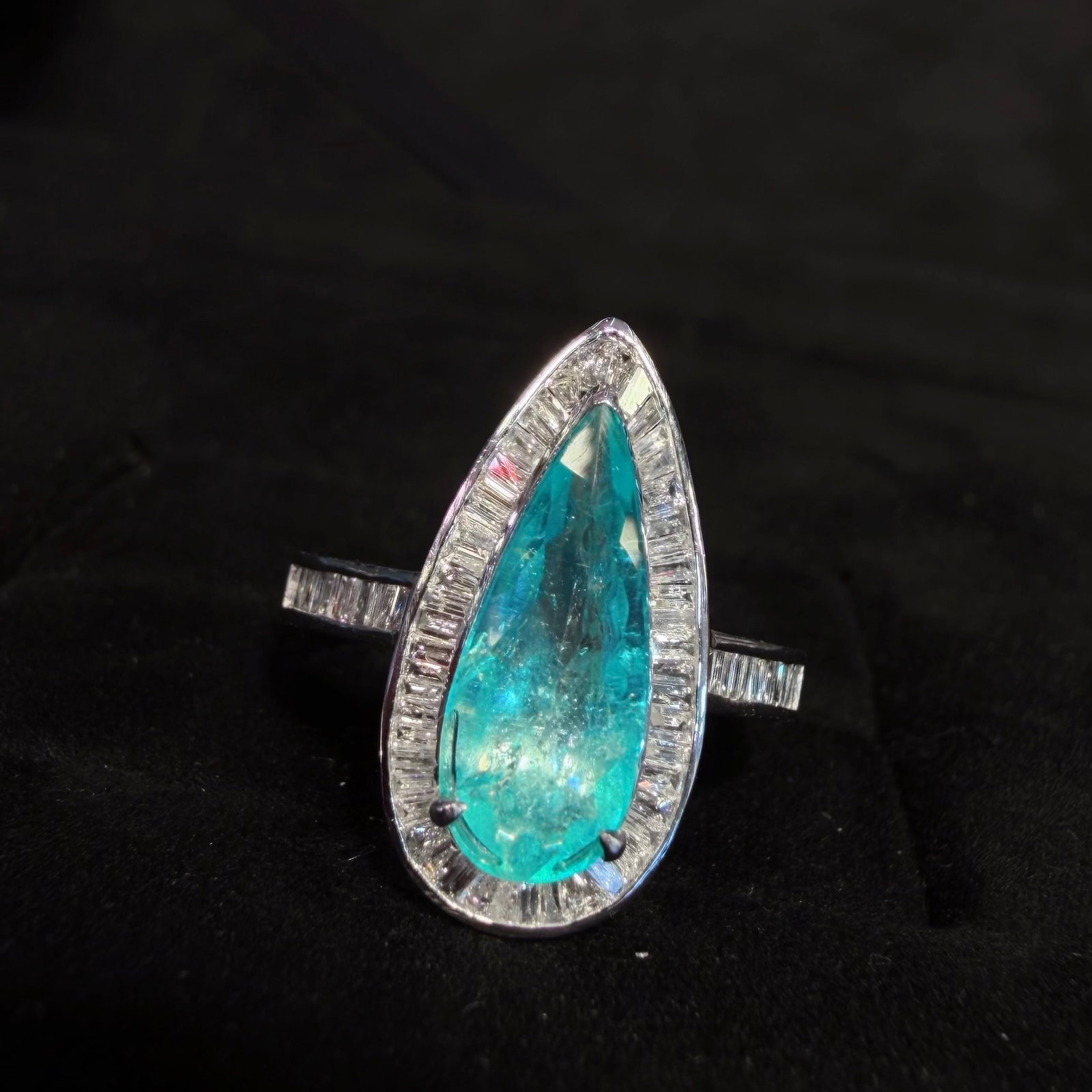 14k Gold 1.67 Ctw Natural Paraiba Tourmaline & Diamond Ring - 2