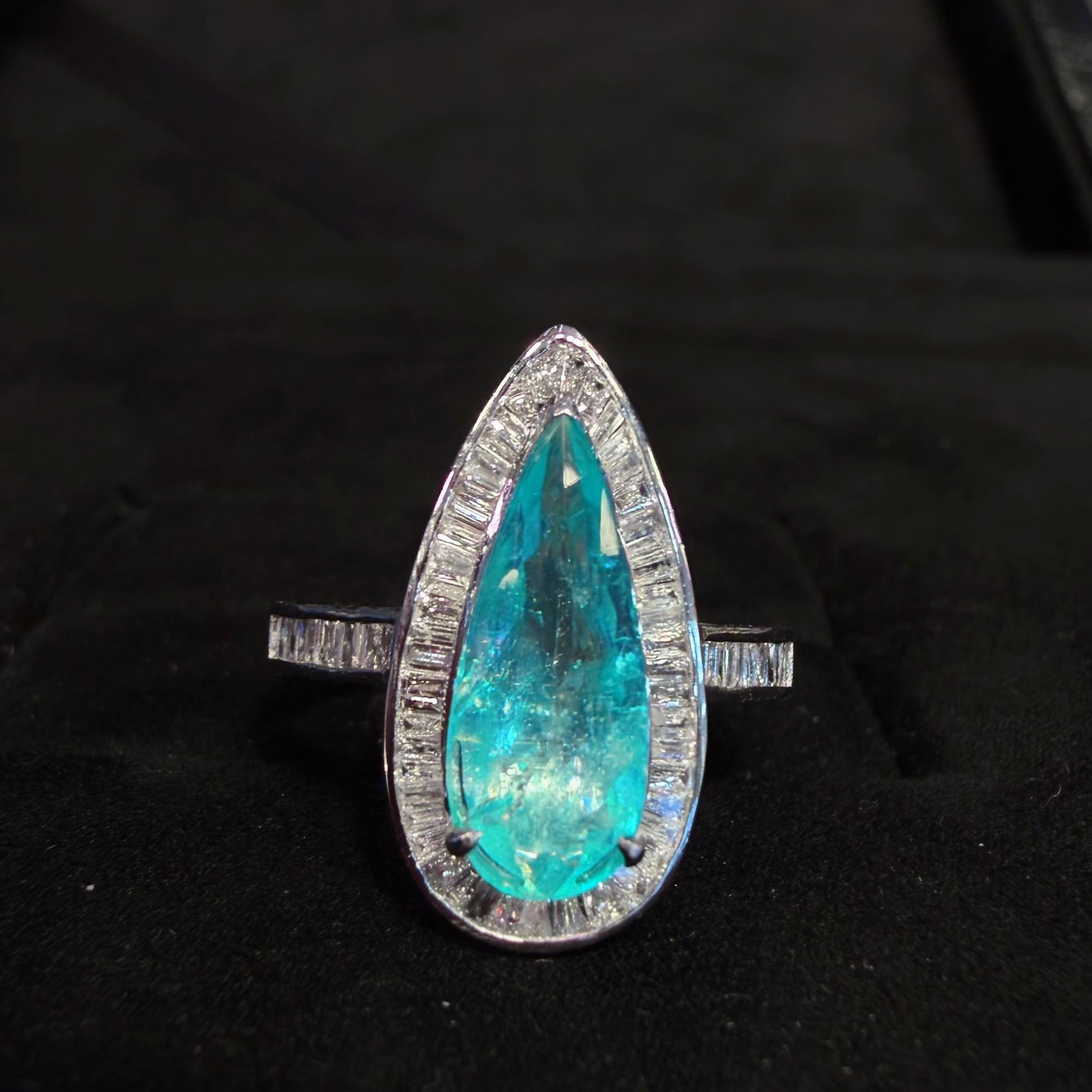 14k Gold 1.67 Ctw Natural Paraiba Tourmaline & Diamond Ring - 5