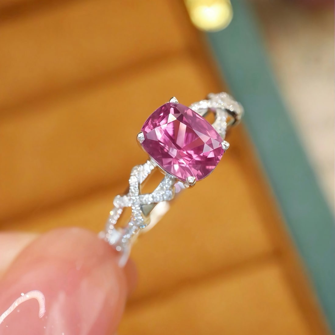 14k Gold 1.75 Ctw Natural Spinel & Diamond Ring - 2