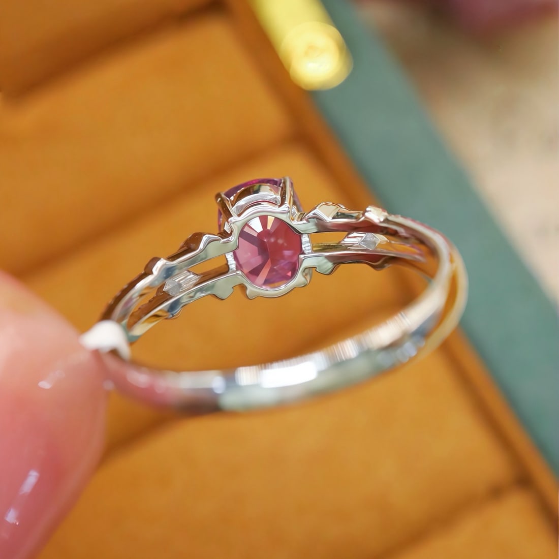 14k Gold 1.75 Ctw Natural Spinel & Diamond Ring - 4