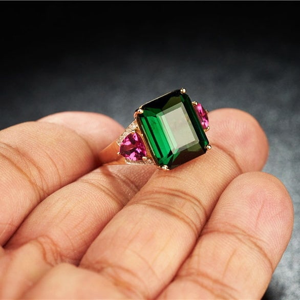 14k Gold 8.3 Ct Natural Tourmaline & Diamond & Tourmaline Ring: Ref:231166235 // gold content:14k gold // ring size:7. 25us // // main gemstone:tourmaline // shape:octagonal // carat weight:8. 3ct // color:green // treatment:natural // // adjacent gemstone 2 :