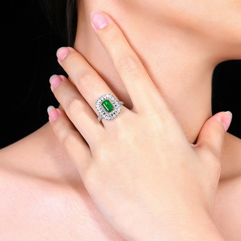 14k Gold 2.67 Ctw Vivid Green Natural Emerald & Diamond Ring - 7