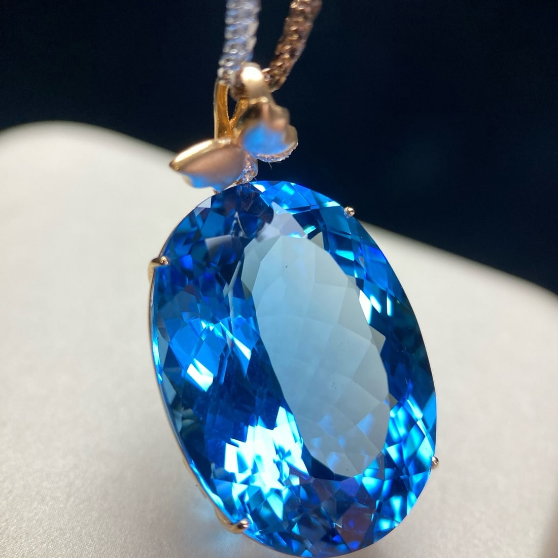 14k Gold 52.8 Ct Natural Topaz & Diamond Pendant( Without Chain ) - 3